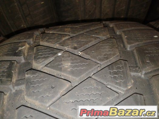 225/55 R16 zimní Dunlop – fotografie 4