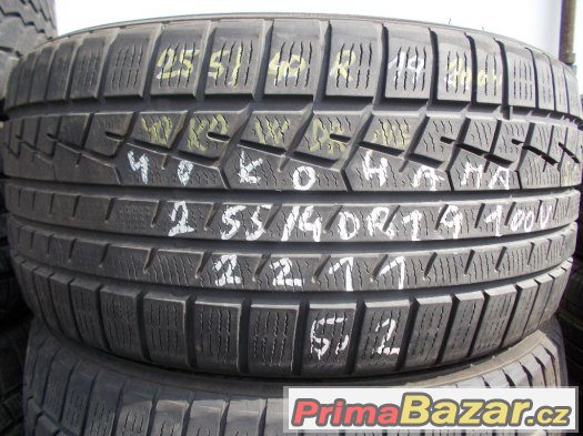 255/40 R19 zimní Yokohama – fotografie 1
