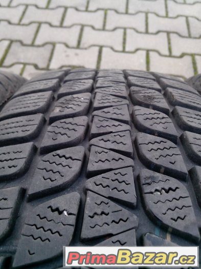 Komplet zima Toyota Yaris 15" 185/60/15 Bridgestone – fotografie 3
