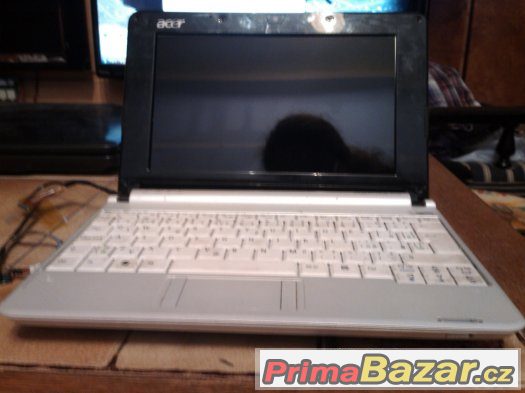 Acer Aspire One ZG5 LCD – fotografie 1