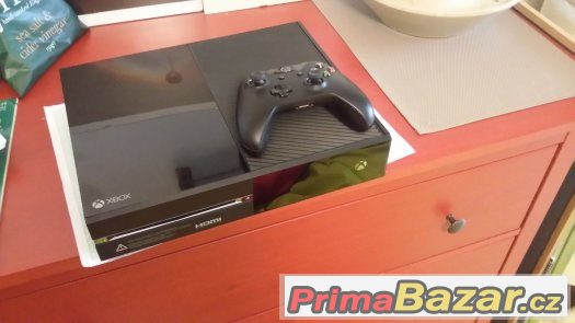 Xbox One 500 GB + dva ovladače + účet + cca 60 her – fotografie 2