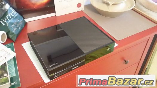Xbox One 500 GB + dva ovladače + účet + cca 60 her – fotografie 3