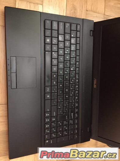 Notebook ASUS model P52J – fotografie 2