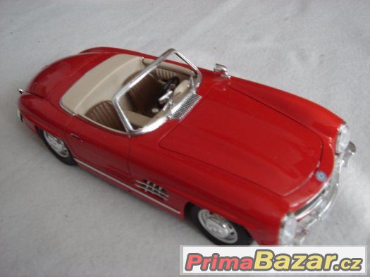 BURAGO MERCEDES-BENZ SL200 1/18 – fotografie 1