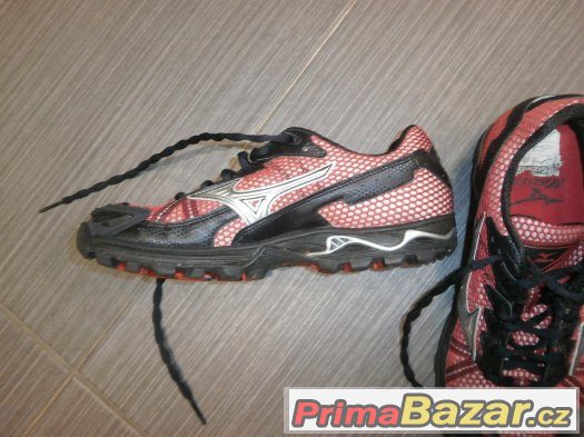 Boty bezecke Mizuno X10 - vel. 42 – fotografie 2