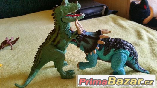 Sbírka  dinosaurů – fotografie 2