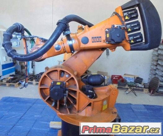 Průmyslový robot KUKA KR 125/2-KRC1-VIDEO. – fotografie 1