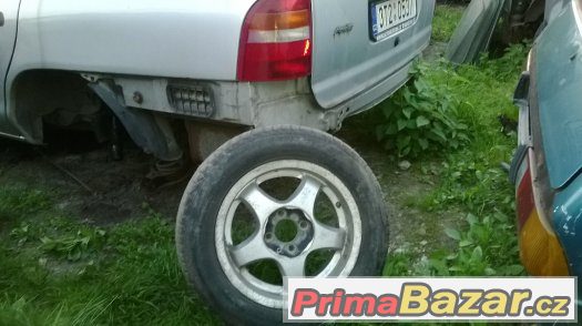 Ford Mondeo 1,8 TD 66kW – fotografie 2
