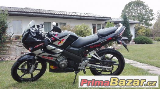 Honda CBR125r – fotografie 1