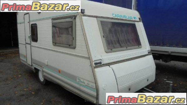 Lehký karavan Caravelair416 čtyři lůžka 1000kg – fotografie 1