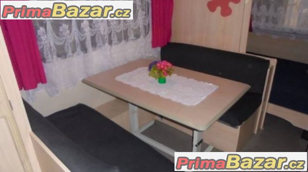 Lehký karavan Caravelair416 čtyři lůžka 1000kg – fotografie 2