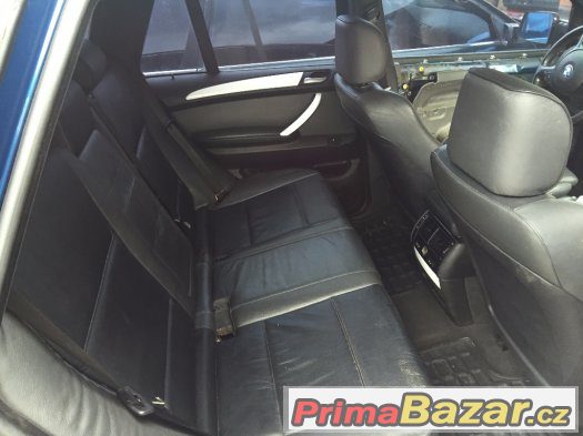 Černá stropnice, bílé lišty interieru BMW X5 E53 – fotografie 3