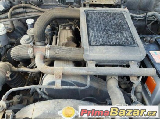 Mitsubishi L 200 motor 2,5 TD – fotografie 4