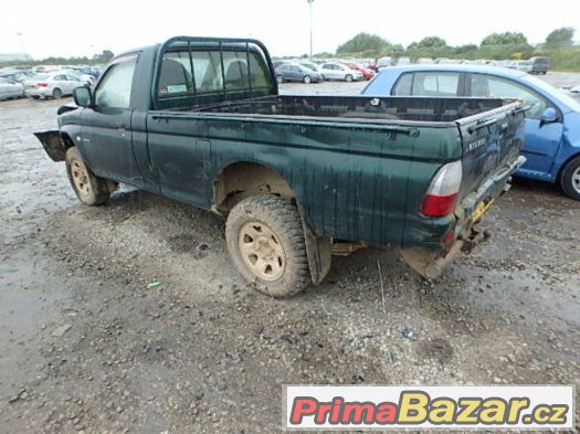 Mitsubishi L 200 motor 2,5 TD – fotografie 3