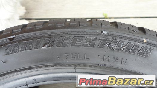 2x zimní pneumatiky Bridgestone 235/40/R18 95V – fotografie 3