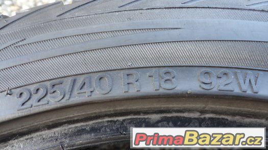 2x zimní pneumatiky Vredestein 225/40/R18 92W – fotografie 4
