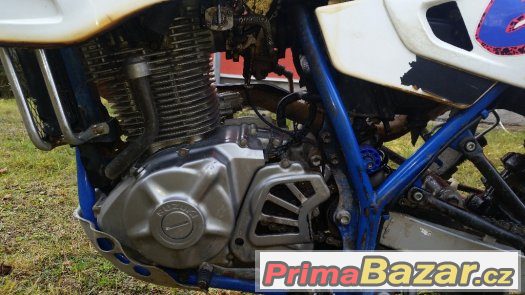 suzuki dr 650 – fotografie 4