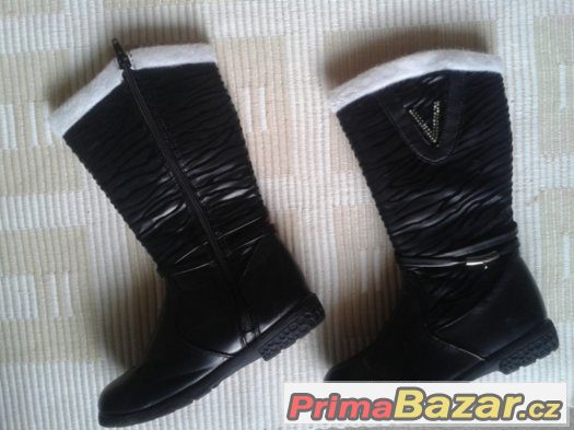 detske zimni kozacky zn.VICTORIA,vnitrni stelka 22cm,levne – fotografie 1