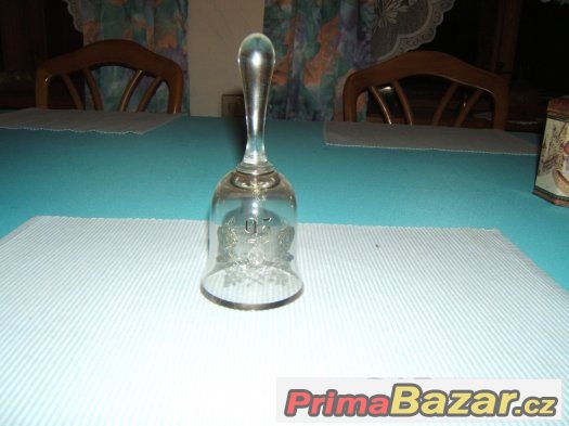 Skleneny gravirovany zvonek 17 cm – fotografie 3
