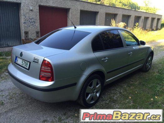 Škoda Superb 2,5 TDi 114kw Automat, 155 000 km – fotografie 3