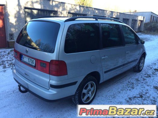 Volkswagen Sharan 1,9 TDi 85kW 4x4, 4-motion – fotografie 3