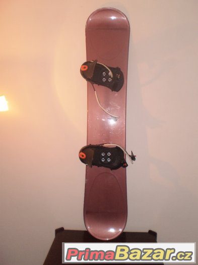 Snowboard + boty + nový obal zdarma – fotografie 1