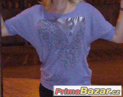Dámské tričko zn.GUESS – fotografie 1