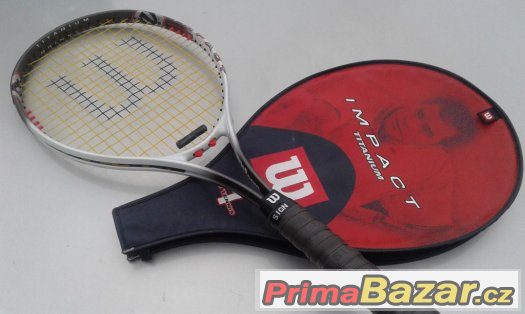 Tenisová raketa – fotografie 1