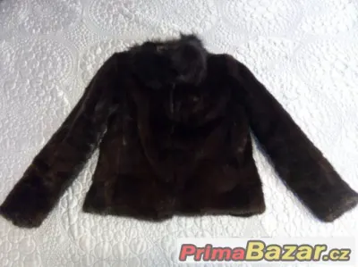 Krátký pravý kožich, vel. S.