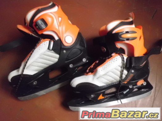 pěkné Brusle na led Xfact, size: 35-39 – fotografie 1