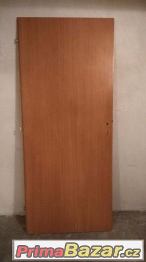 Dveře - pravé - dekor buk - 80 cm – fotografie 1