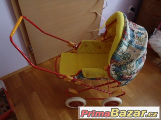 Kočárek pro – fotografie 1