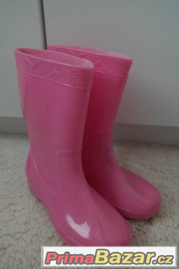 HOLINKY VEL. 28 - STÉLKA 19 CM – fotografie 1