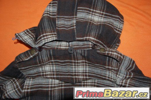 Teplý kabátek, 3 roky - oprava zipu – fotografie 3
