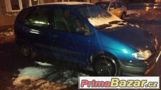 renault scenic – fotografie 2