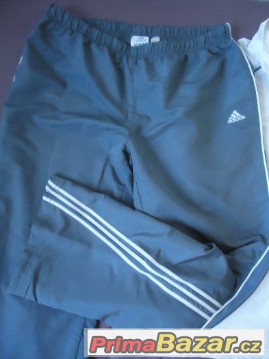 Dámská tepláková Adidas souprava – fotografie 2
