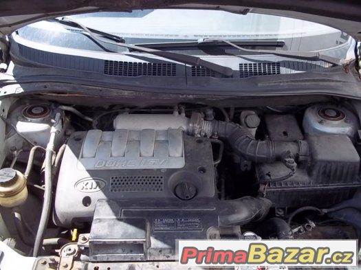 Kia Carens 1.8 16V 93kw rok 2003 – fotografie 4