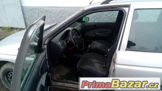 Ford Escort combi 1.6 16 66 kw – fotografie 3