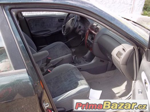 Mazda 626 GLX 1.8 nebo 2.0 16V rok 1997 - 2002 – fotografie 3