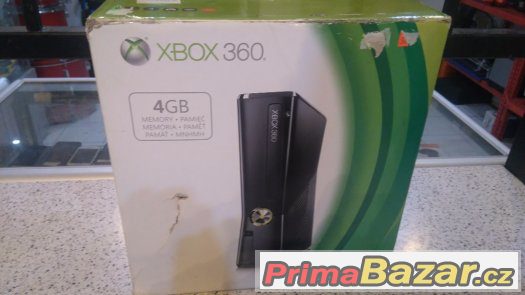 Prodám Xbox 360 12GB – fotografie 1