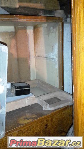 Knihovna se zrcadlem - 50.léta min. stol. - k renovaci – fotografie 2