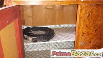 Komoda - 50.léta min. stol. - určená k renovaci