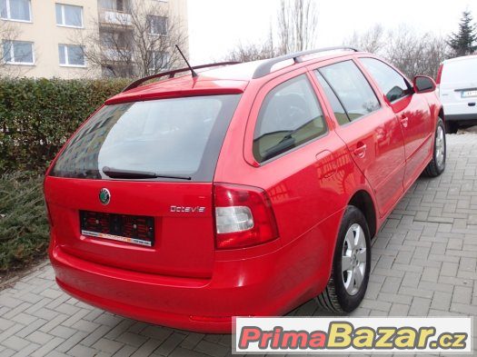 Škoda Octavia combi 1.6TDi Koup.ČR,1.majitel,XENONY,2013 – fotografie 4