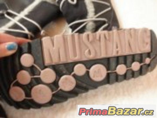 KRÁSNÝ TEPLOUČKÝ KOZAČKY ZN. MUSTANG  JAKO NOVÉ VEL. 40 – fotografie 3