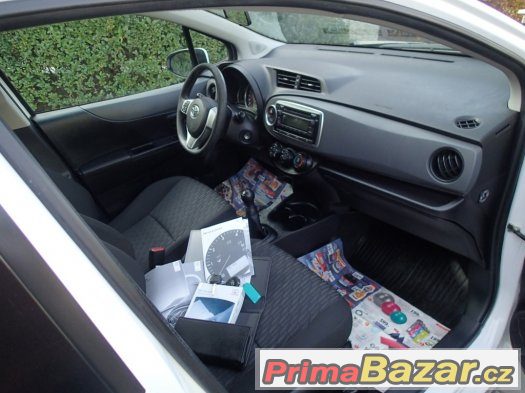 Toyota Yaris 1.0 VVTi KLIMA Koup.ČR,Po 1.maj.,Servis Toyota – fotografie 4