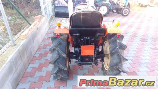 JAPONSKÝ MALOTRAKTOR HINOMOTO C174 4x4 – fotografie 4