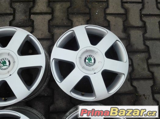 Alu kola 5x112 R16 VEGA - Škoda Octavia II, VW Touran – fotografie 4