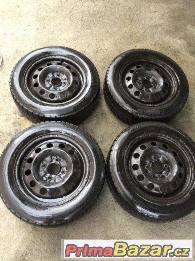 PRODÁM ZIMNÍ SADU 15" 4x114,3 ,195/60 pneu Michelin – fotografie 1
