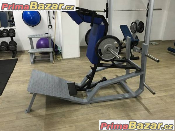 Kompletní fitness vybavení – fotografie 1