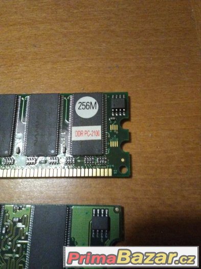 Paměti RAM DDR1 – fotografie 3